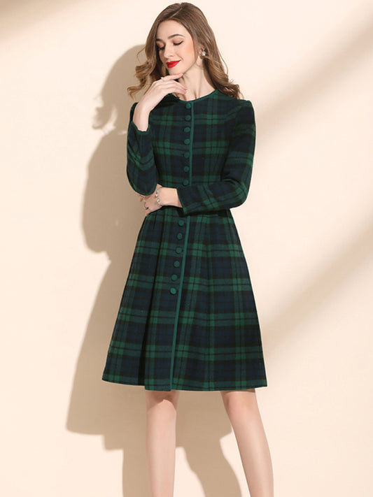 Women’s Round Neckline Flannel Aline Dress With Plaid Pattern - Green / XXL